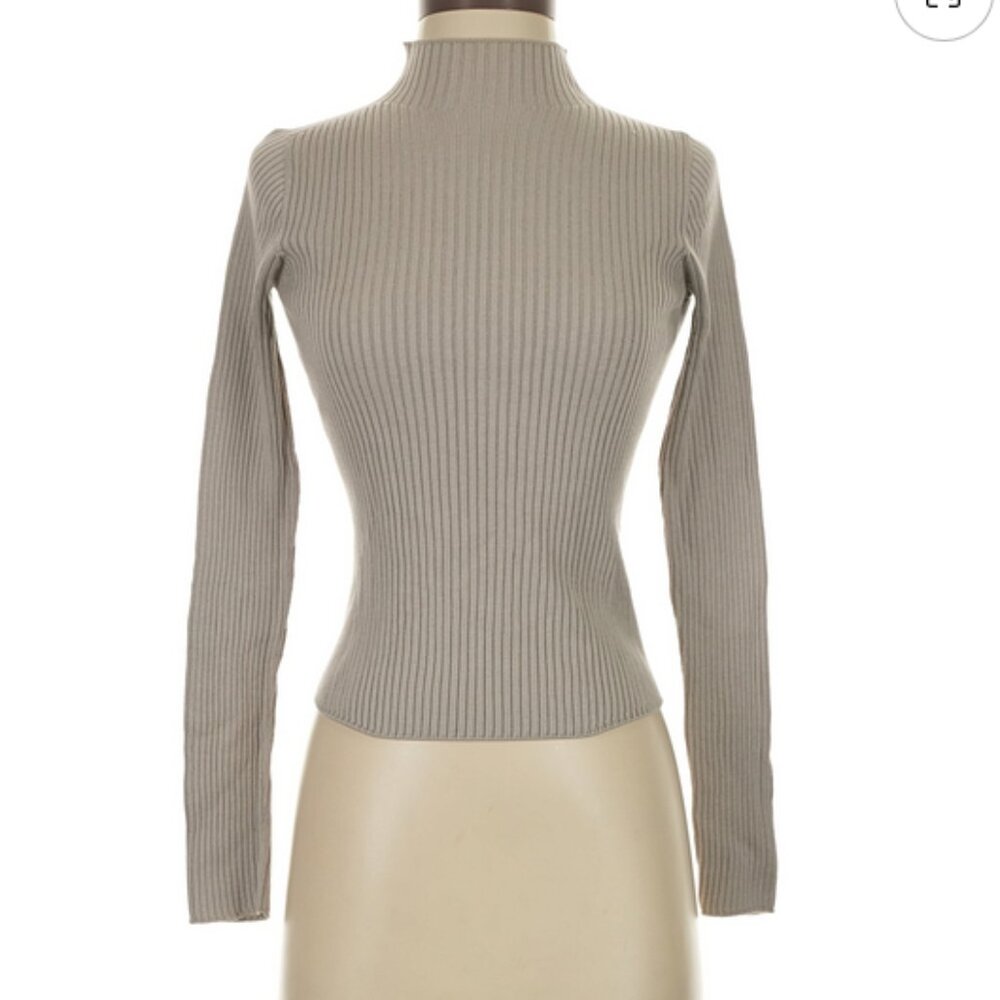 Uniqlo Ribbed Beige Mockneck